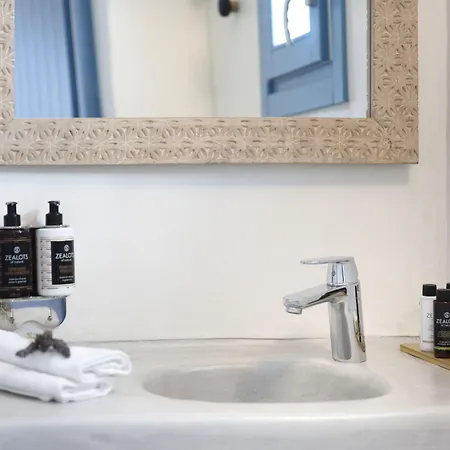 Akrotiri Cove 别墅