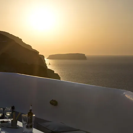 Akrotiri Cove 别墅 *