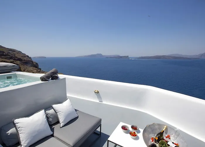 Akrotiri Cove Ακρωτήρι