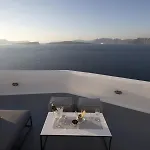 Akrotiri Cove Akrotírion