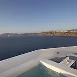 Akrotiri Cove