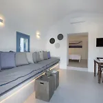 Akrotiri Cove Ακρωτήρι