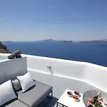 Akrotiri Cove Ακρωτήρι